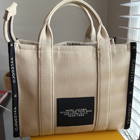 Marc Jacobs The Jacquard Medium Tote Bag in Warm Sand - Picture 2 of 3